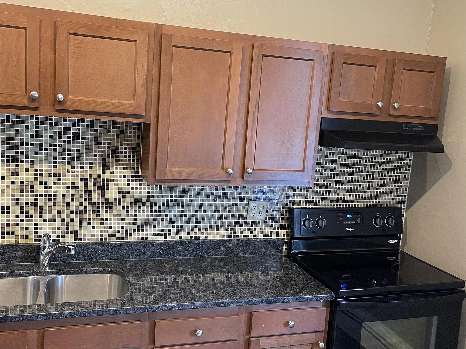 123 1/2 South Main Street - Unit 211 — Photo 2