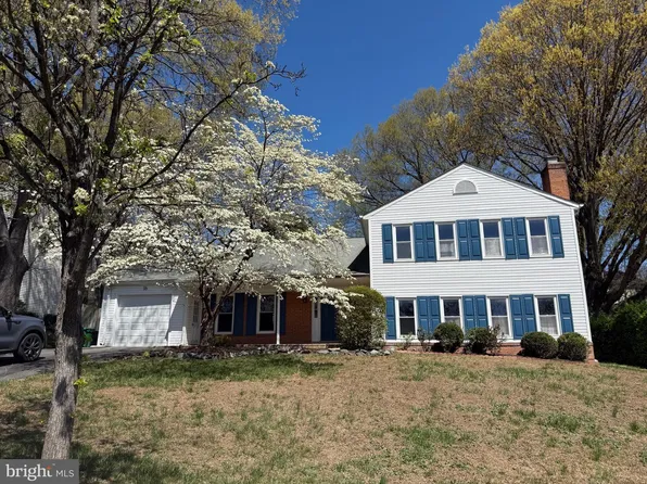 16 Redding Ridge Dr, Gaithersburg, MD 20878