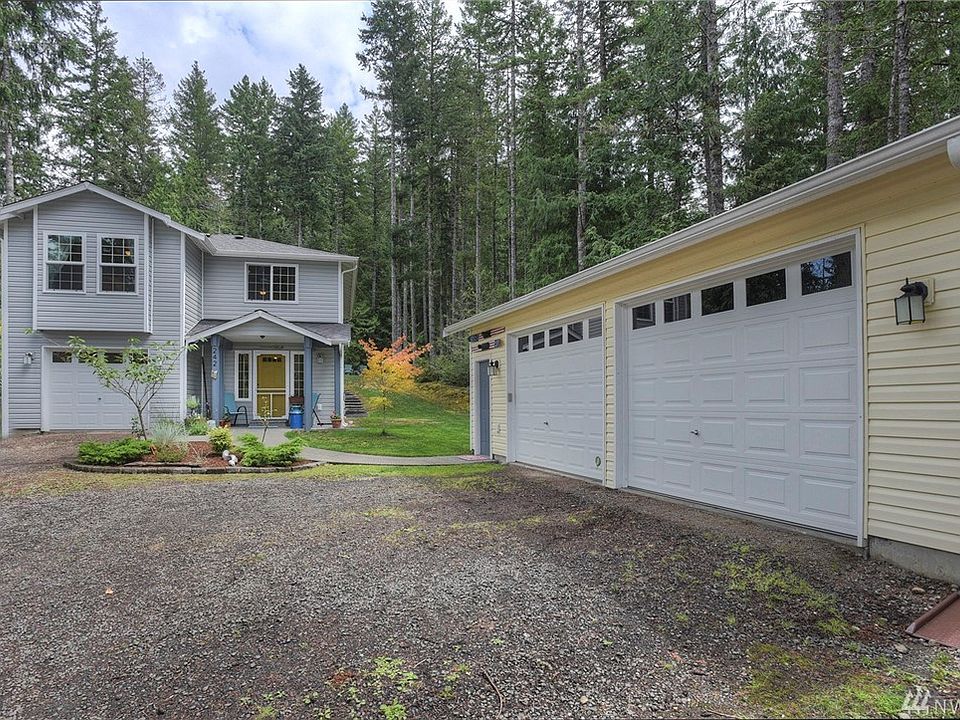 Attached 1-car garage and detached 2-car garage 
