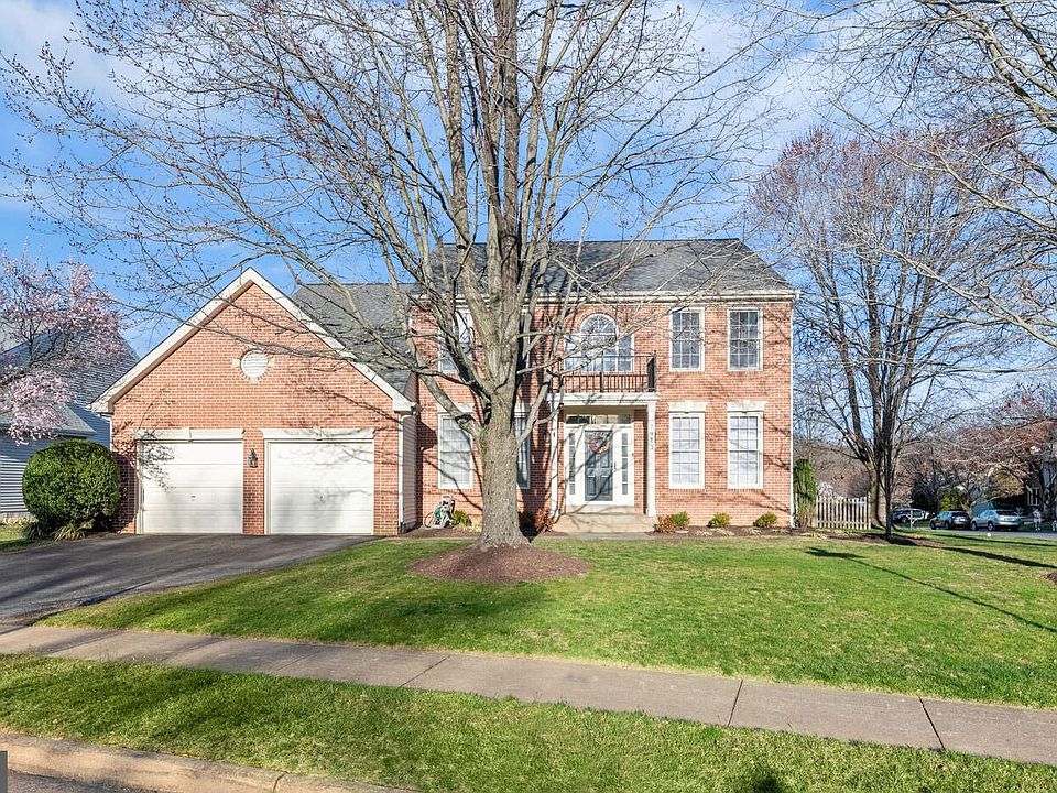 7913 Chardon Ct, Fairfax Station, VA 22039 Zillow