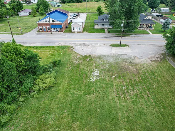 90 Stanford St, Crab Orchard, KY 40419
