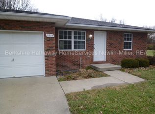 1670 Country Walk Ct, Terre Haute, IN 47803