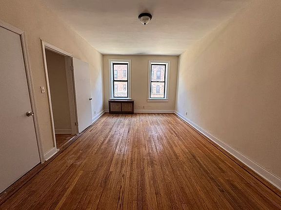 5th image of 8310 35th Ave APT 1A