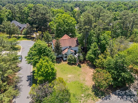 3rd image of 11043 Seven Coves Dr