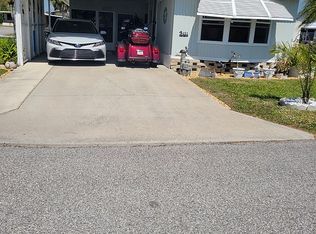 451 Hamlin Loop, Frostproof, FL 33843