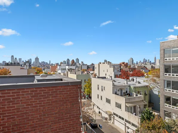 222 Withers Street image 9 of 14