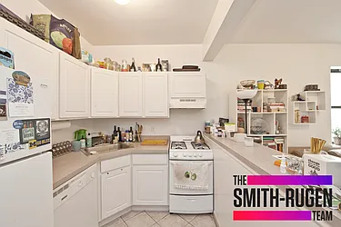 Rented by R New York