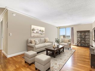 2800 W 44th St Unit 603, Minneapolis, MN 55410