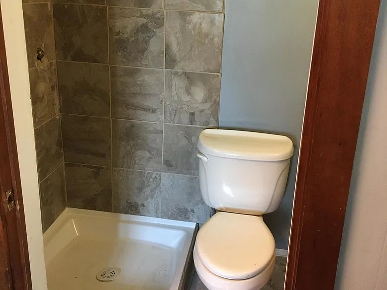 203 W Main St — Photo 4