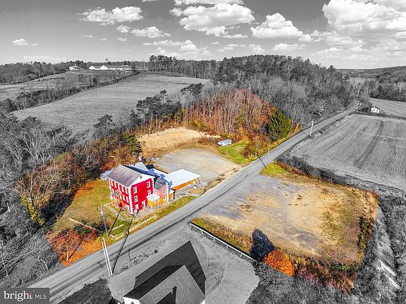 2nd image of 3095 Turkey Valley Rd