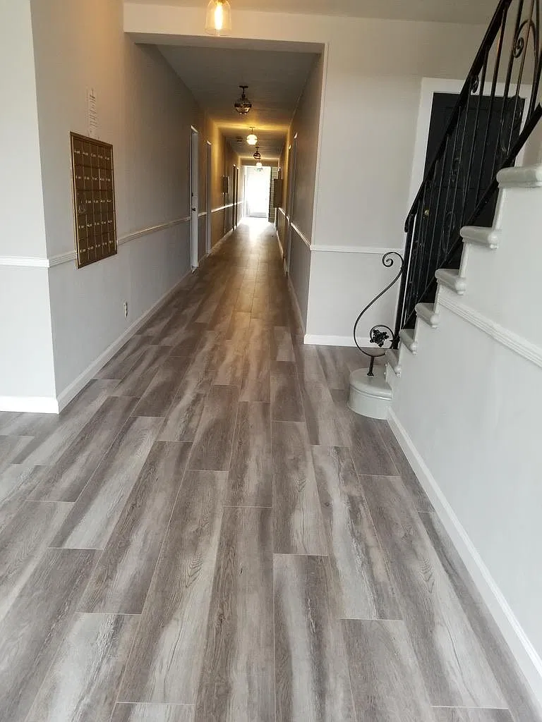 1014 S Norton Ave — Photo 4