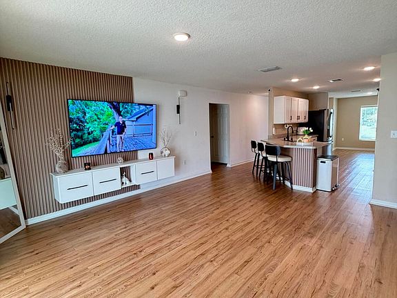 5th image of 4249 SW Whitebread Rd