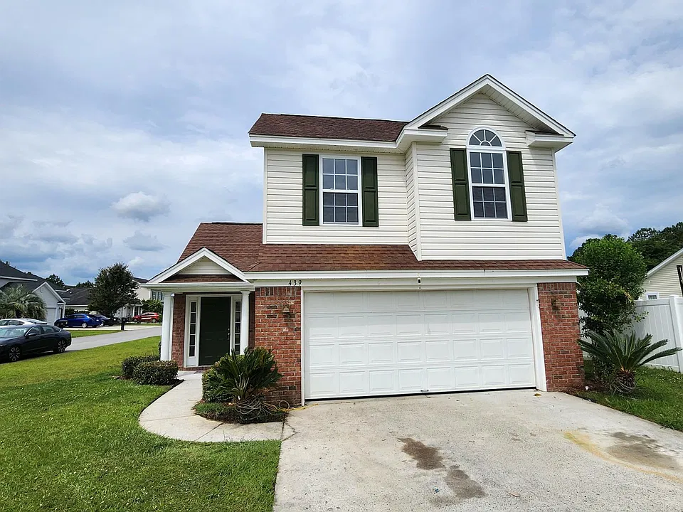 439 Wallingford Cir