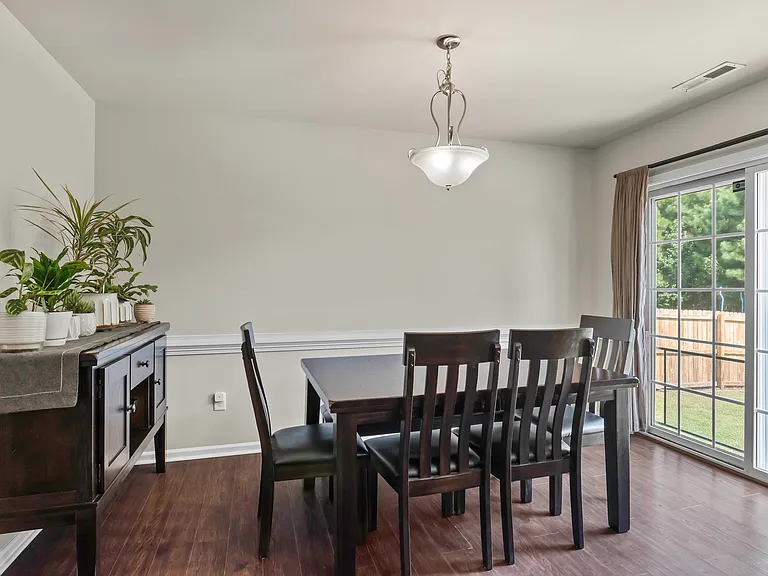 5620 Nessee St — Photo 11