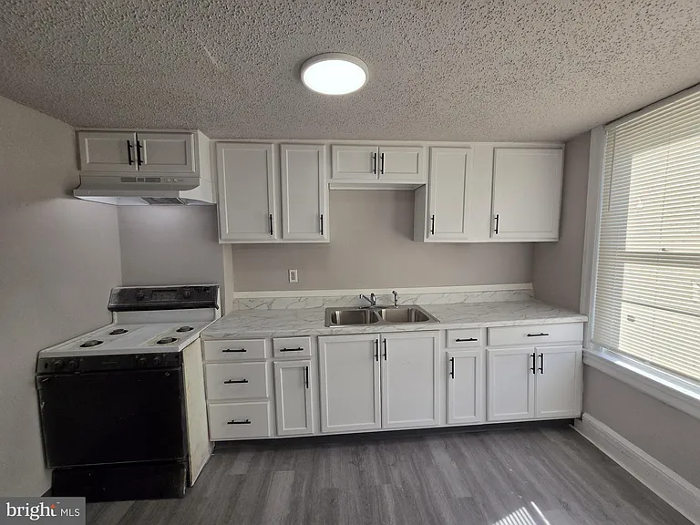 6413 Old York Rd #2 — Photo 9