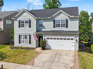 141 Jasper Point Dr, Holly Springs, NC 27540