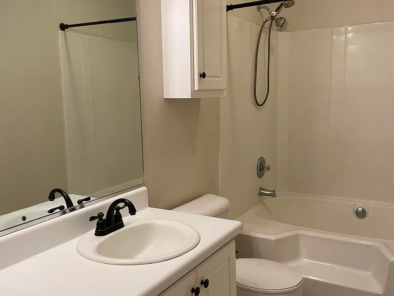 1310 Triple Tree Ln SW — Photo 14