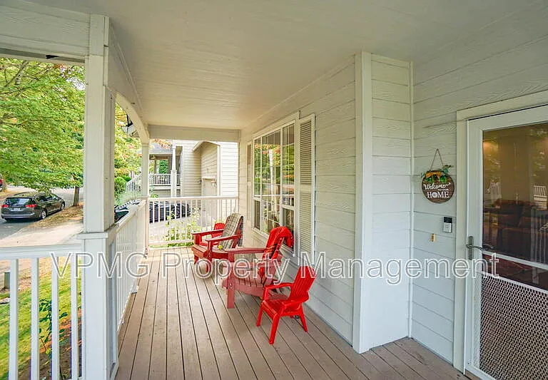 1204 NE 89th Ave — Photo 6