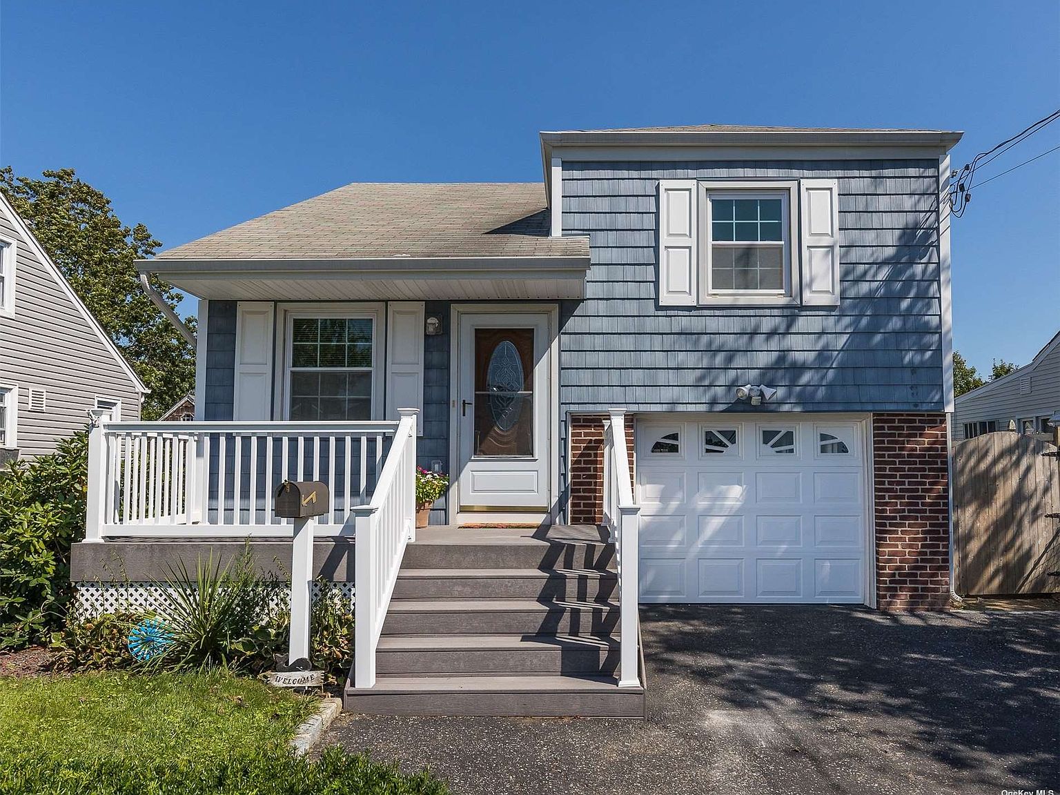 30 Buchanan Avenue, Amity Harbor, NY 11701 Zillow