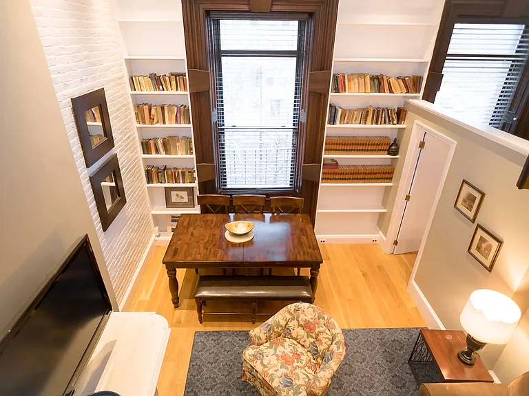 113 Beacon St #6 — Photo 4
