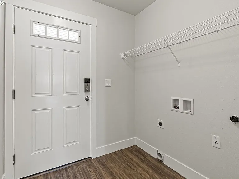 208 W A St #2 — Photo 11