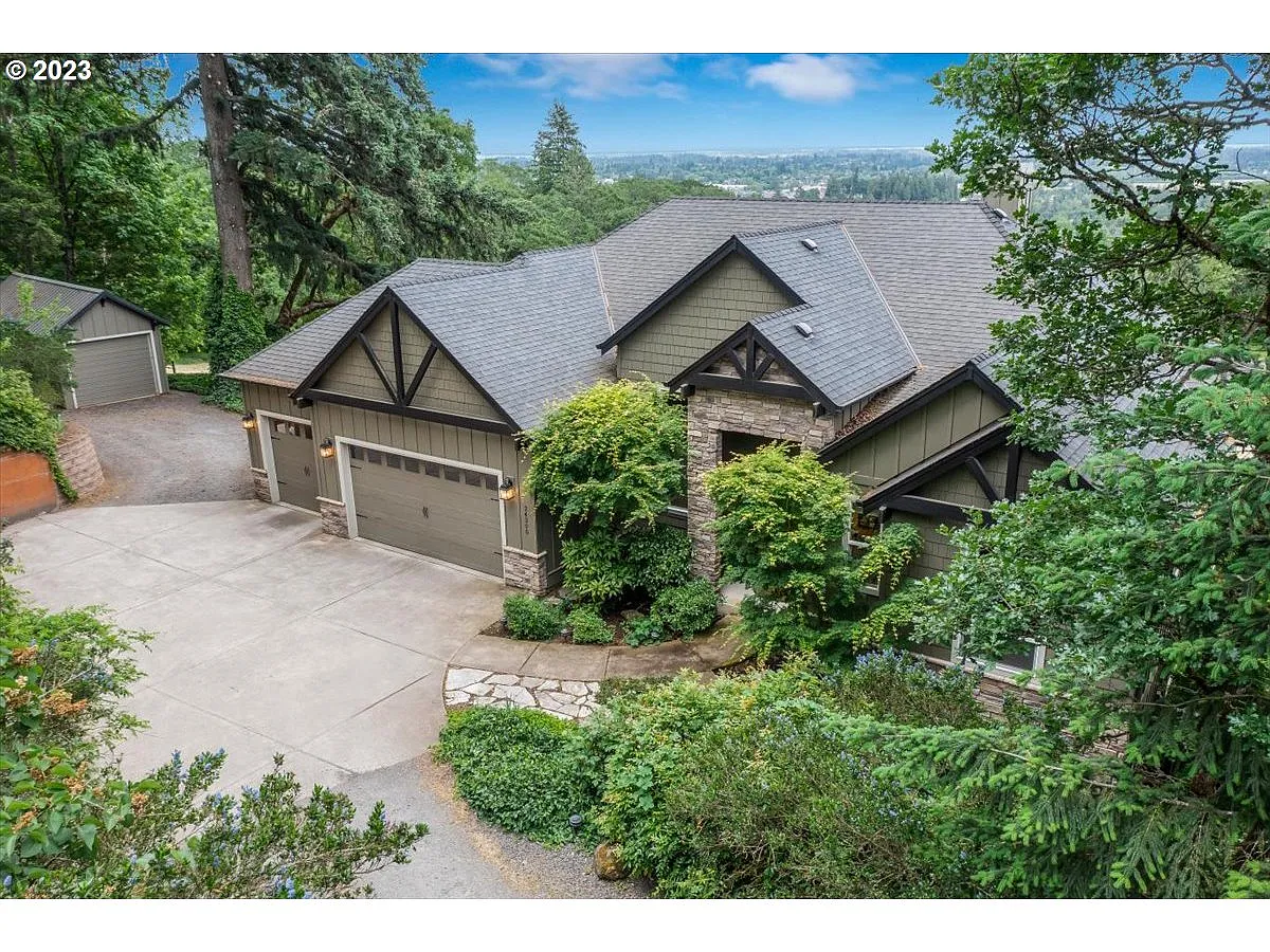 24300 NE Happy Hill Ln photo 1