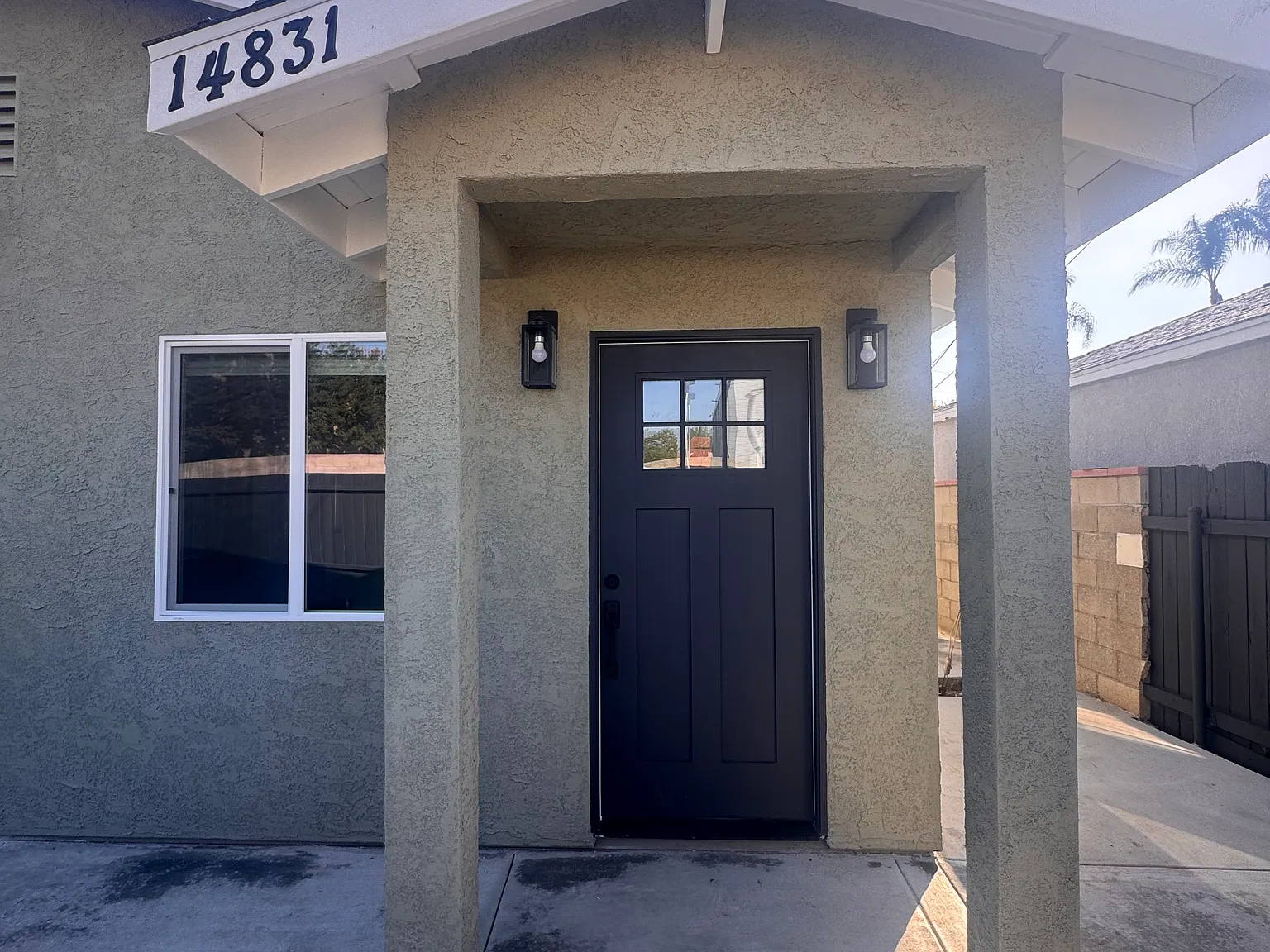 2 bed, 860 sqft, $2,900 — Photo 2