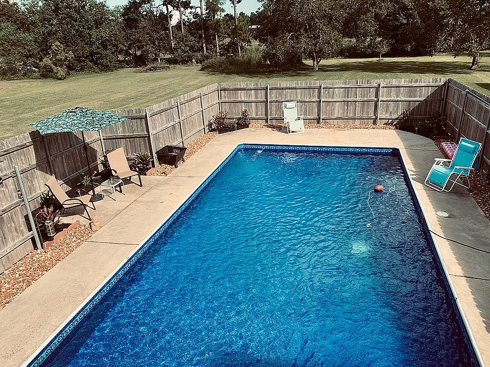 1st image of 119 Country Ln