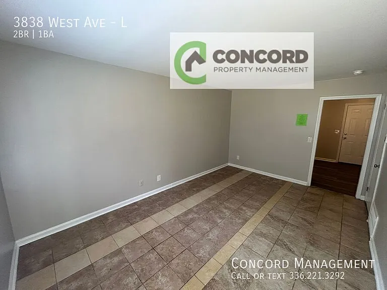 3838 West Ave #L — Photo 2