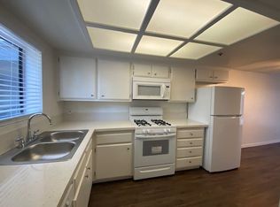1495 Aarhus Dr APT 4, Solvang, CA 93463