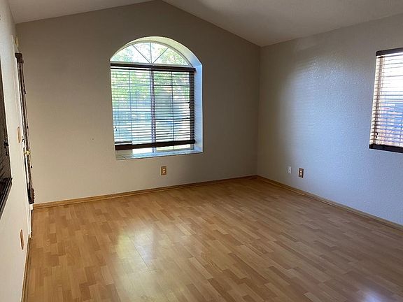 5th image of 1097 Kirksey Dr