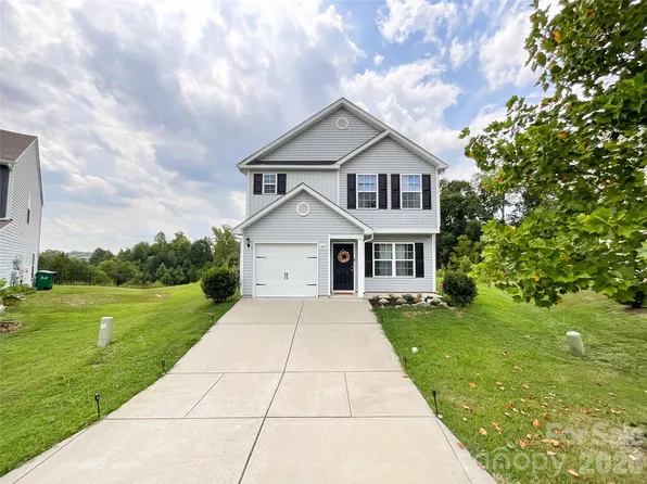 3005 Chatuge Ct, Charlotte, NC 28214
