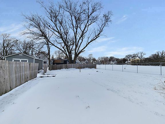 4th image of 521 S 11th St