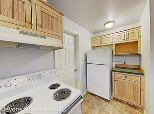 215 N Chestnut St APT 2, Toppenish, WA 98948