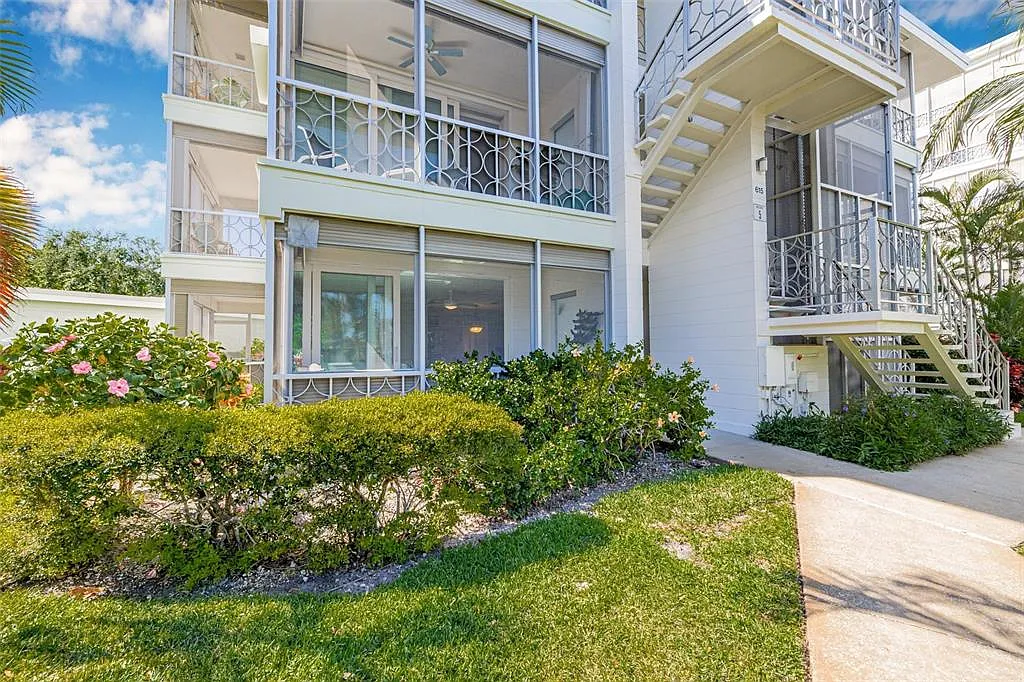 1 bed, 1.0 bath, 925 sqft, $2,950 — Photo 3