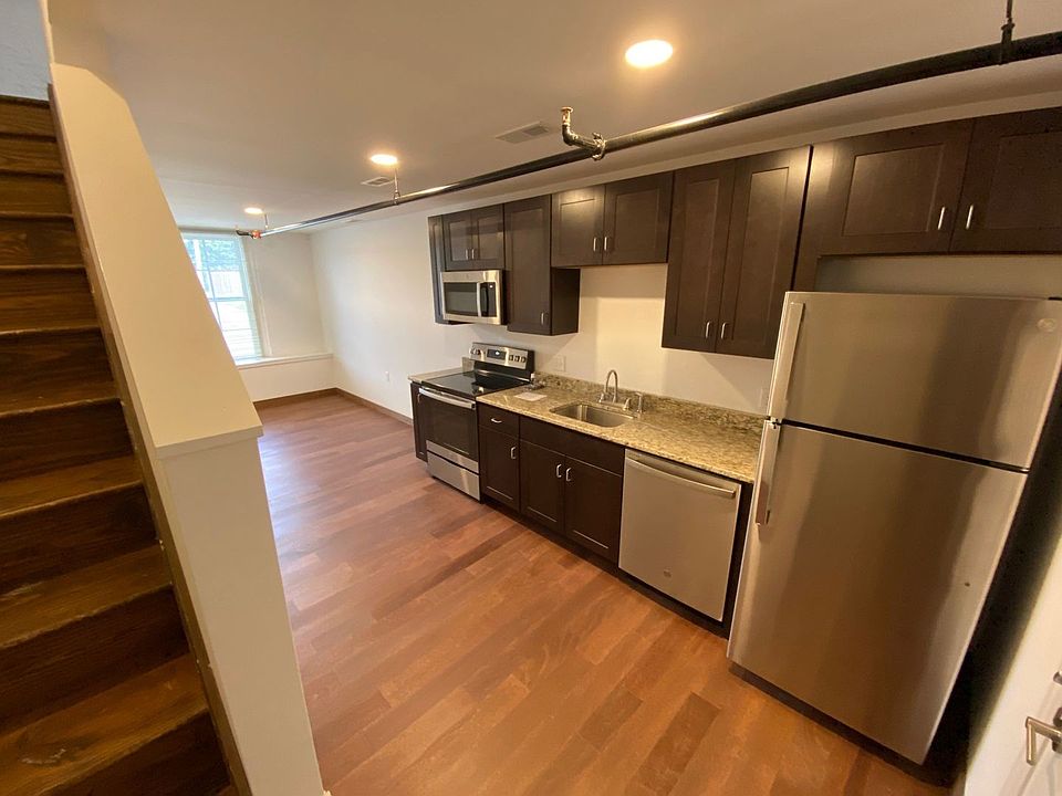 1st image of 231 W College Ave Unit 117B