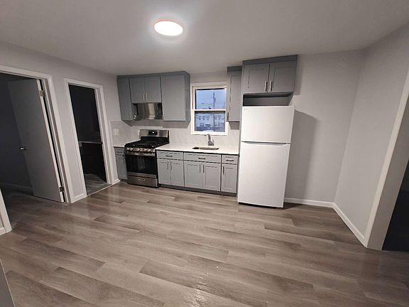 2nd image of 327 Christine St Floor 2