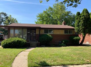 13711 Pearson Ave, Oak Park, MI 48237