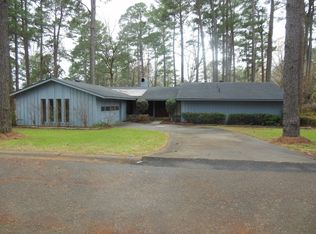 401 9th St NE, Springhill, LA 71075