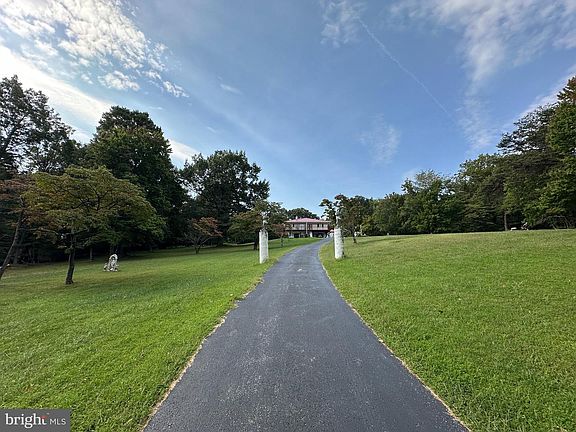 3rd image of 18717 Mount Lock Hill Rd