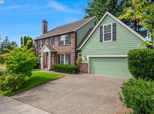 14121 SE Alta Vista Dr, Happy Valley, OR