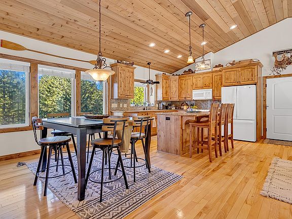 4th image of 283 Osprey Loop