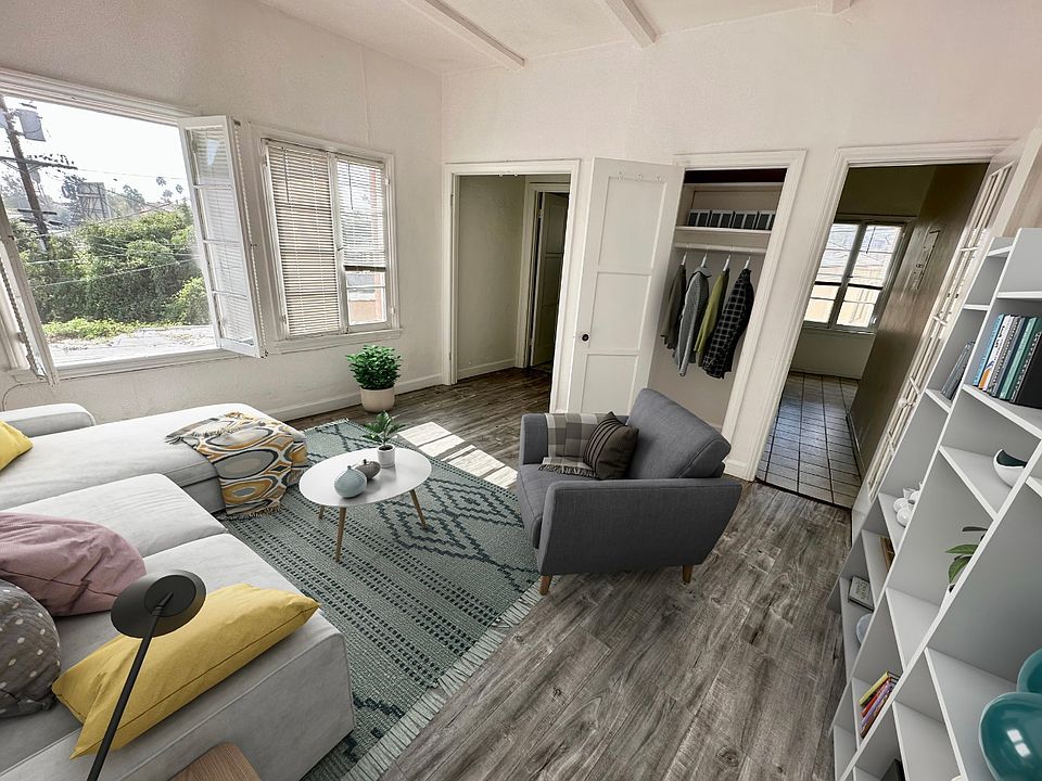 1st image of 1025 S Orange Dr APT 207