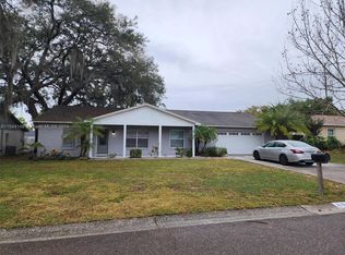 108 Mitchell Dr, Brandon, FL 33511