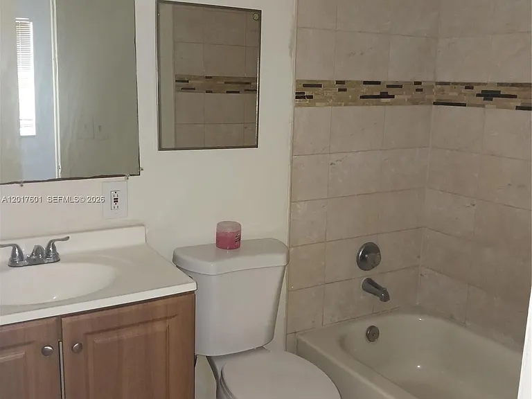 2107 NW 59th Ter #60 — Photo 10