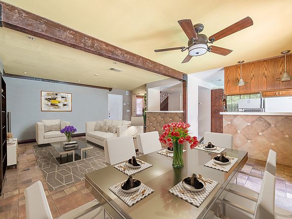 2nd image of 11938 Briar Knoll Pl