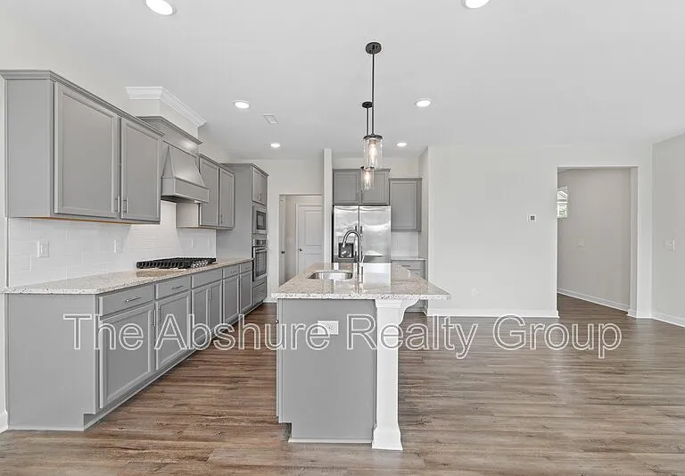 35 Village Edge Dr — Photo 14