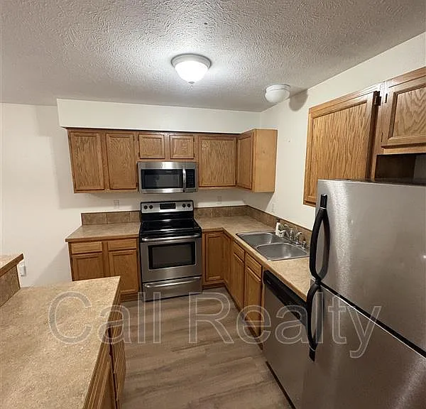 13424 E Skyview Ave #B — Photo 5