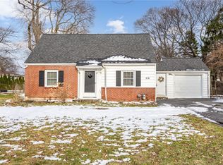 216 Mac Arthur Rd, Rochester, NY 14615