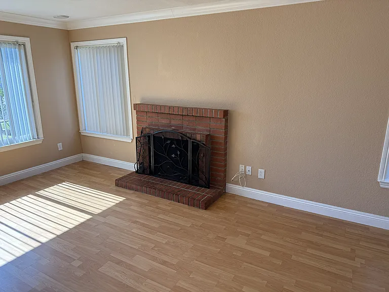 3355 Zorina Way — Photo 16